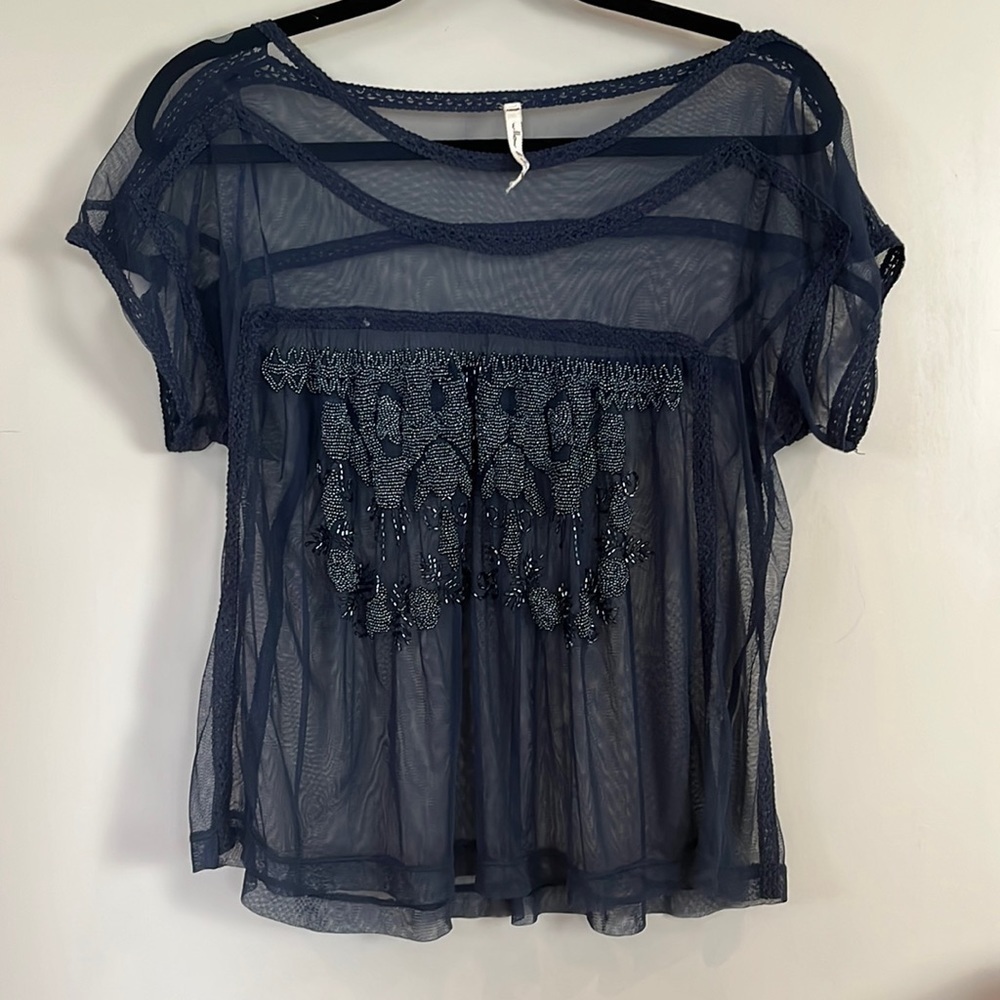 Willow & Clay sheer embellished navy top size medium